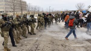 Judge Limits ICE Agents’ Tactics Against Minnesota Protesters