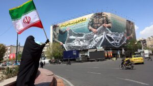 Trump Blockade Threat Raises Risks but Solves Nothing